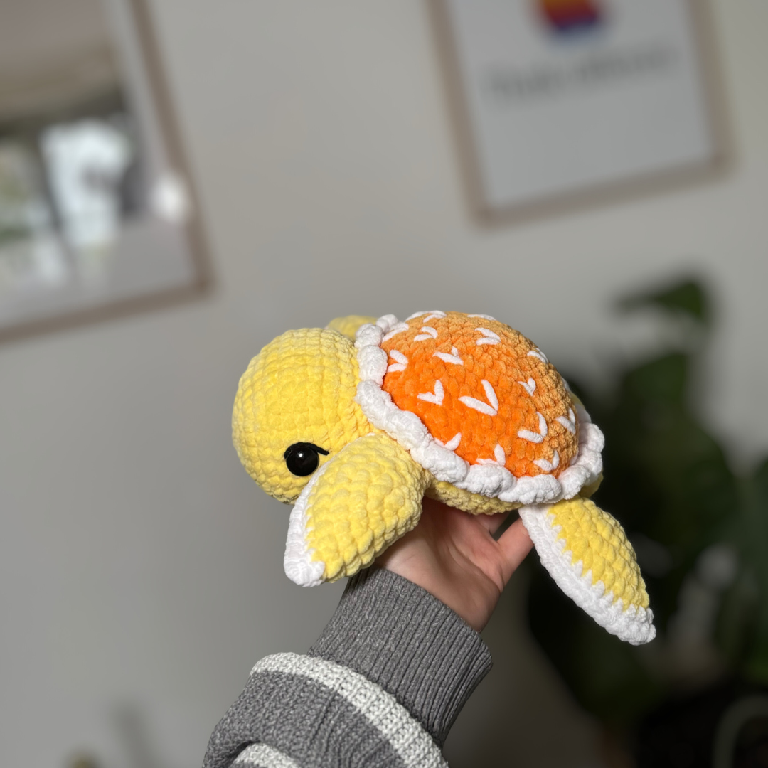 Medium Herz Schildi Plushie 🐢